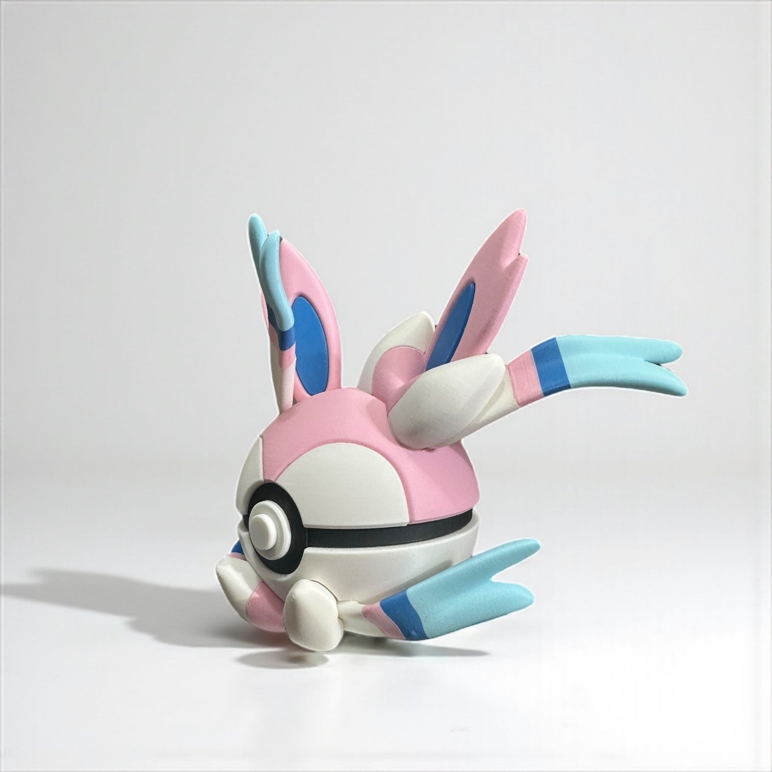 Sylveon PokéBall - 3D prentaður Pokémon bolti
