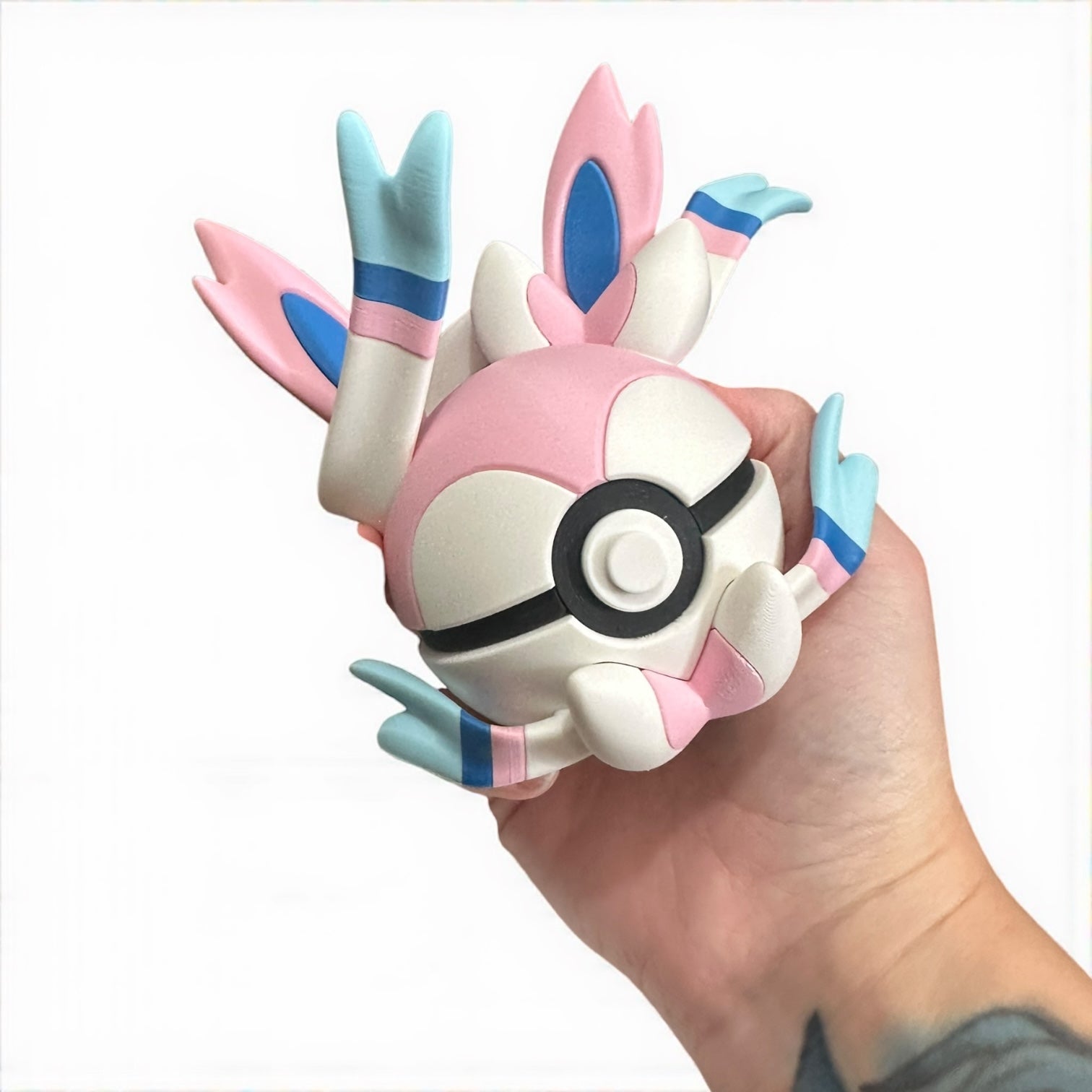 Sylveon PokéBall - 3D prentaður Pokémon bolti