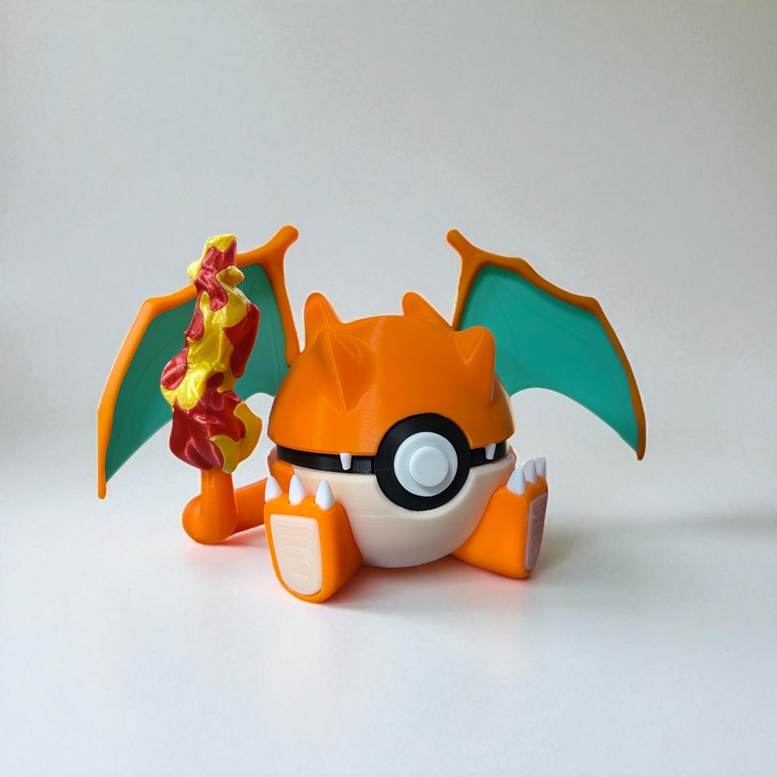 Charizard PokéBall - 3D prentaður Pokémon bolti